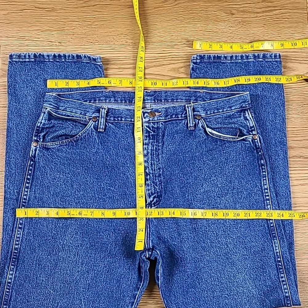 WRANGLER VINTAGE MENS STRAIGHT FADED DISTRESSED BLUE JEANS 38x31